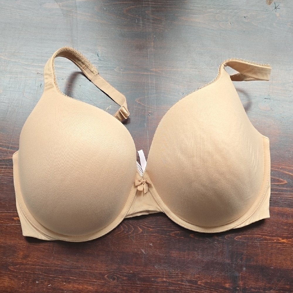 Victoria's Secret Tan Seamless Bra with Padded Cups